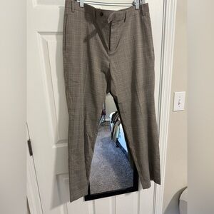 Men's Brown Plaid Classic Fit Performance Dress Pants